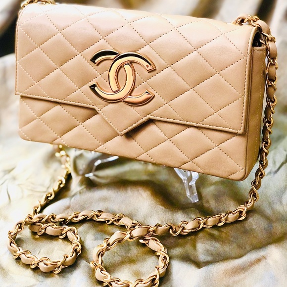 ❗️SOLD💛HOST PICK!💥CHANEL Vintage Quilted CC Bag - Picture 5 of 16
